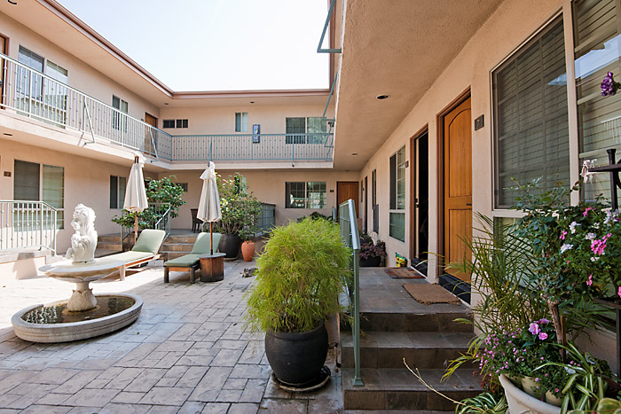 Painted apartment courtyard in Studio City